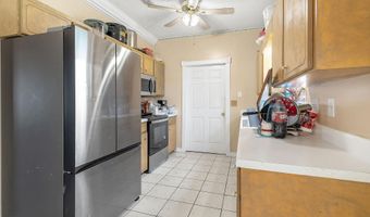 215 Shaw St, Albertville, AL 35950
