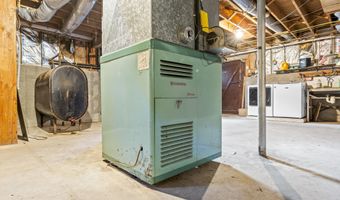 117 Taylor Woods Rd, Belgrade, ME 04917