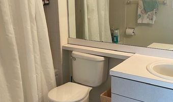 32 Toppinglift Dr, Bayville, NJ 08721