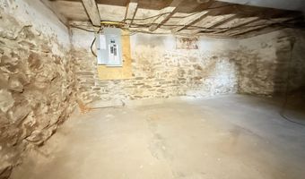 15 Hastings Ct, Charlestown, NH 03603