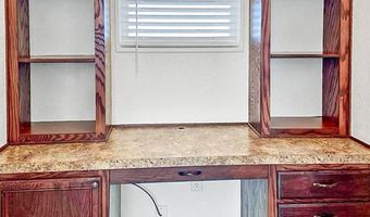 105 E Harkness Rd, Carlsbad, NM 88220