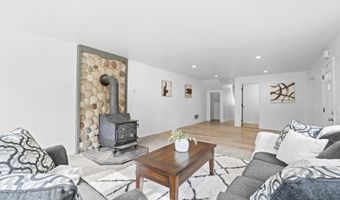 17561 E PERIMETER Rd, Athol, ID 83801