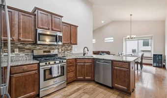 1217 Copper Mountain Dr, North Liberty, IA 52317