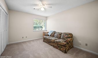 1 Marsh Harbor Dr A, Beaufort, SC 29907