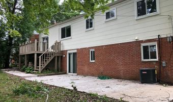 2339 Pontiac Trl, Ann Arbor, MI 48105
