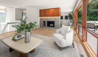 3201 CUNNINGHAM Dr, Alexandria, VA 22309