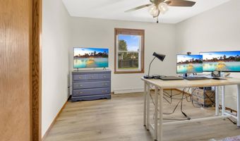 1724 SCHAEFER Cir, Appleton, WI 54915