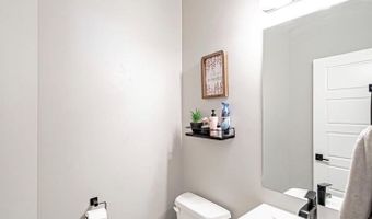 334 Church St, Ammon, ID 83406