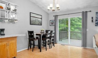 16 Walker Ln, Coventry, RI 02916