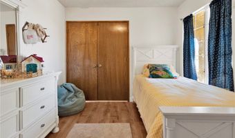 21930 Mohican Ave, Apple Valley, CA 92307