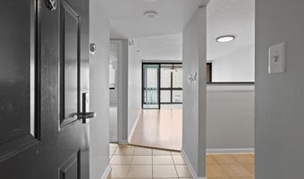 1001 N RANDOLPH St 715, Arlington, VA 22201