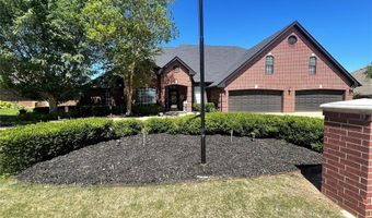 2210 Lakewood Dr, Chickasha, OK 73018