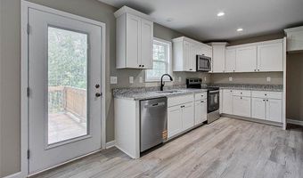 616 Glendale Dr, Asheboro, NC 27205