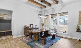 164 Crescent Rdg, Adkins, TX 78101