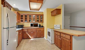 22665 W DEPOT St, Antioch, IL 60002