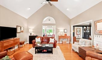 121 Stagecoach Dr, Alvaton, KY 42122