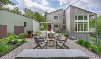 103 Long View Dr, Becket, MA 01223