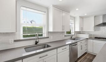 125 Cedar Ave, Allenhurst, NJ 07711