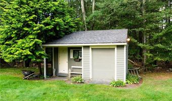 39 Sumner Brown Rd, Cumberland, RI 02864