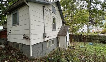 609 R St, Atchison, KS 66002