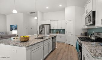 1302 Woodhouse Dr NW, Ash, NC 28420