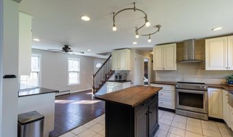 82 Bolton Branch Rd, Coventry, CT 06238