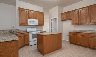 302 Howard Way Dr, Aledo, TX 76008