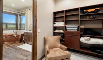 29 WHITE POINT Rd, Cora, WY 82925