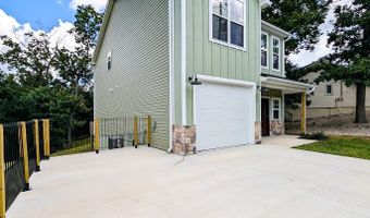 4 McHugh Ln, Bella Vista, AR 72715