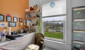14 School St, Bristol, VT 05443