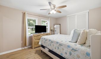 2130 Driftwood Dr, Biloxi, MS 39531