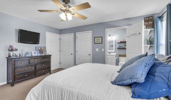 808 Beach Ave, Beachwood, NJ 08722