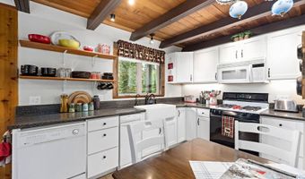 7668 HYATT PRAIRIE Rd, Ashland, OR 97520