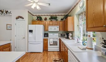 15 Breeze Ter, Barnegat, NJ 08005