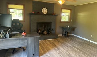 105 Able St, Big Sandy, TN 38221