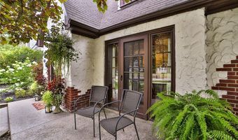 165 Lamarck Dr, Amherst, NY 14226