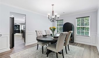 165 6th St, Auburn, GA 30011