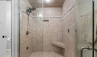 6600 N KUREY Dr, Appleton, WI 54913