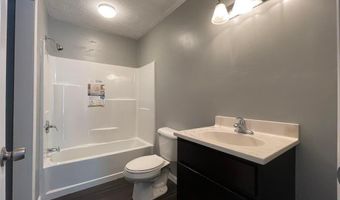 7 Louise Dr, Batesville, AR 72501