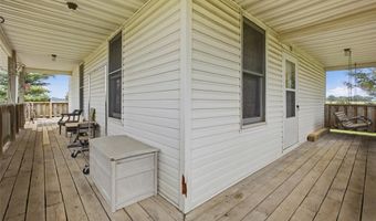 9965 Fruit Rd, Alhambra, IL 62001