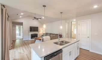 5 Arran Ln, Bella Vista, AR 72715