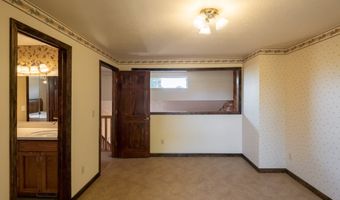 2465 40TH Ave, Albany, OR 97322