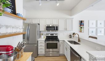 310 Ross Moore Ave, Charlotte, NC 28205