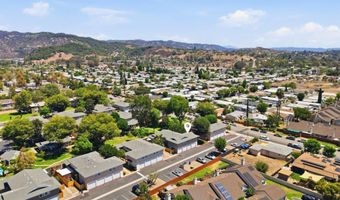 2504 Wanek Rd D, Escondido, CA 92027