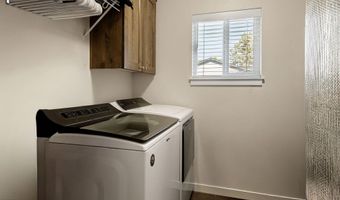 968 NE Paula Dr, Bend, OR 97701