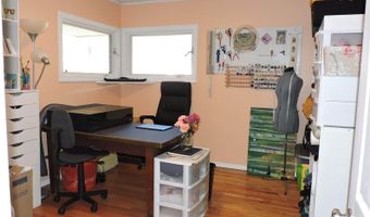 82 Townsend Rd, Augusta, ME 04330