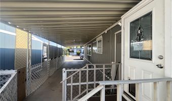 20683 Waalew Rd B5, Apple Valley, CA 92307