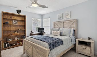 611 SELVA LAKES Cir, Atlantic Beach, FL 32233
