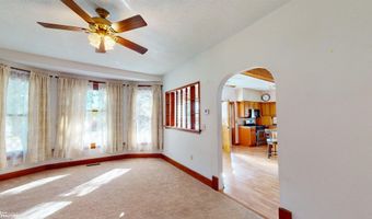 134 E Main St, Agency, IA 52530