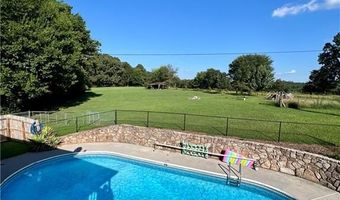 250 Shady Ln SE, Adairsville, GA 30103